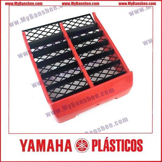 Plastique de radiateur rouge